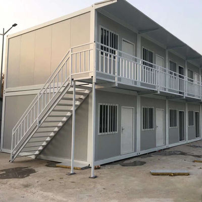 Aardbevingsbestendige tijdelijke containerwoningen